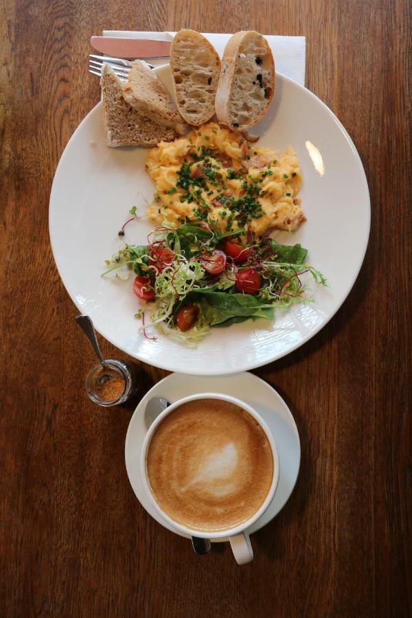 Cozy And Great Location By Cooee Apartments Varsovie Extérieur photo